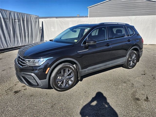 2022 Volkswagen Tiguan SE