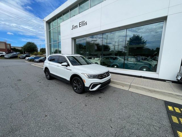 2022 Volkswagen Tiguan SE