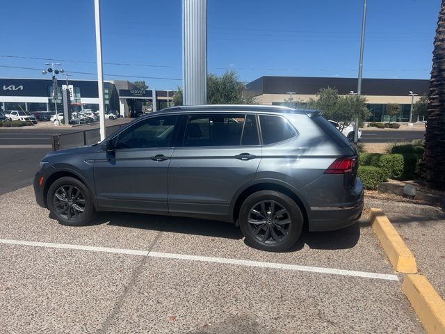 2022 Volkswagen Tiguan SE