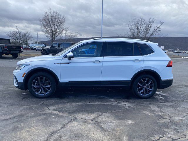 2022 Volkswagen Tiguan SE