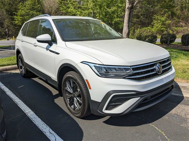 2022 Volkswagen Tiguan SE