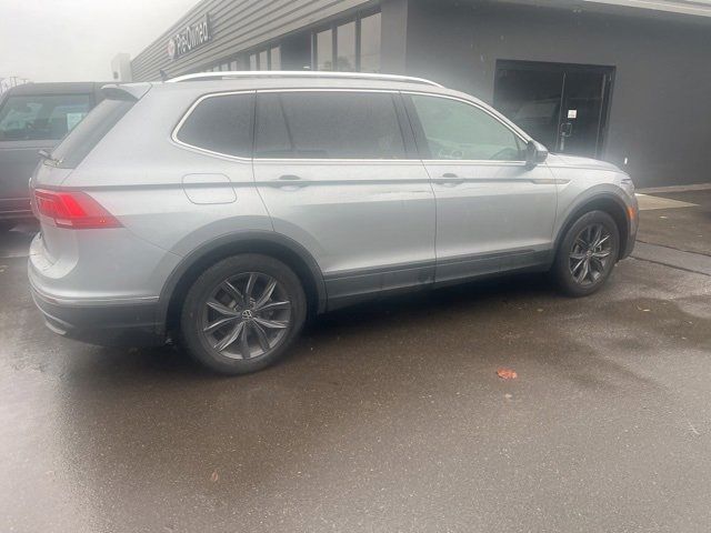 2022 Volkswagen Tiguan SE