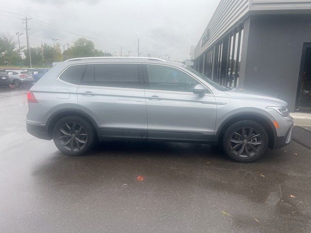 2022 Volkswagen Tiguan SE