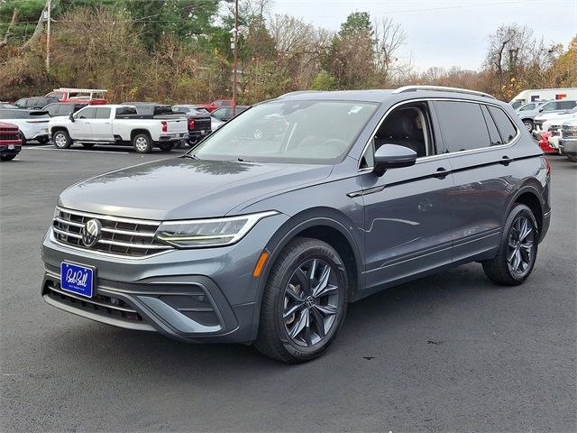 2022 Volkswagen Tiguan SE