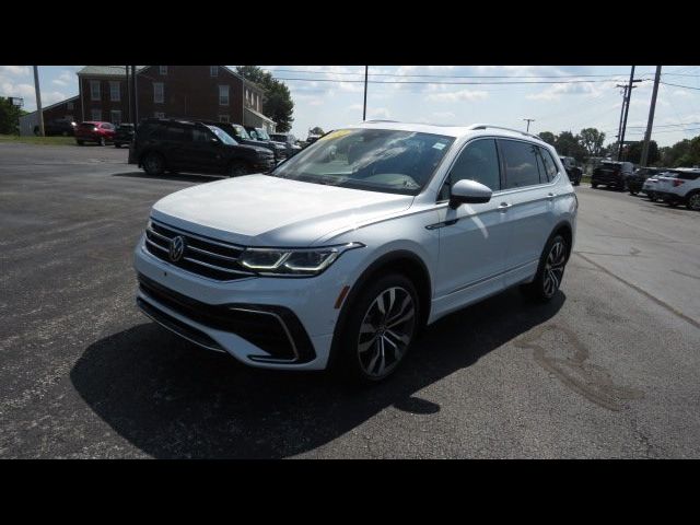 2022 Volkswagen Tiguan SEL R-Line