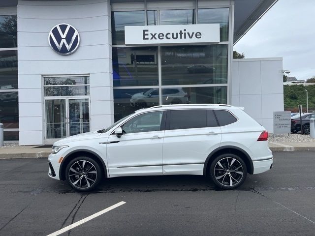 2022 Volkswagen Tiguan SEL R-Line