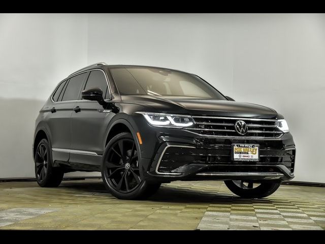 2022 Volkswagen Tiguan SEL R-Line