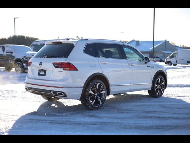 2022 Volkswagen Tiguan SEL R-Line