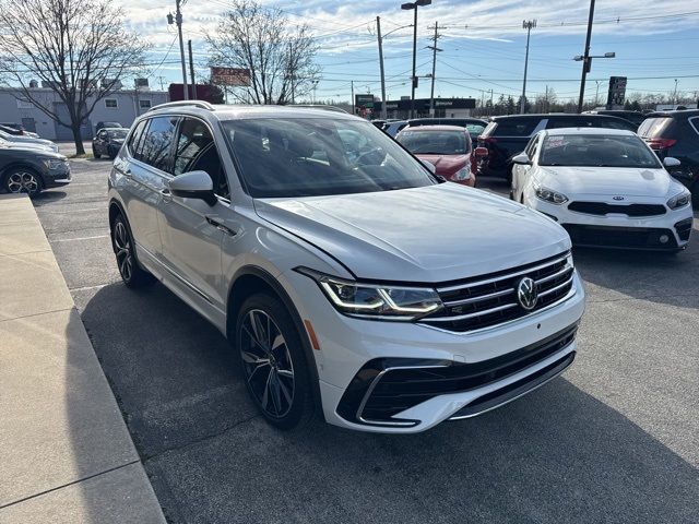 2022 Volkswagen Tiguan SEL R-Line