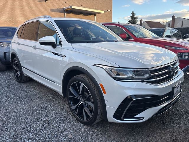 2022 Volkswagen Tiguan SEL R-Line