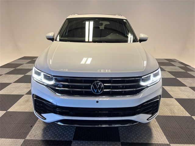 2022 Volkswagen Tiguan SEL R-Line