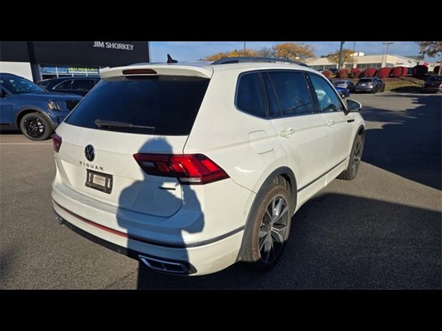 2022 Volkswagen Tiguan SEL R-Line