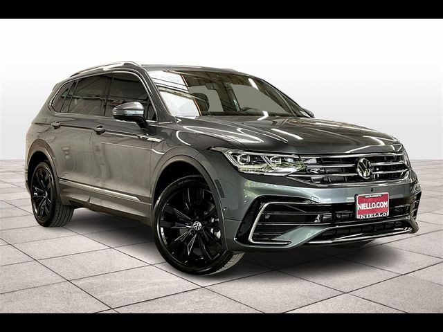 2022 Volkswagen Tiguan SEL R-Line