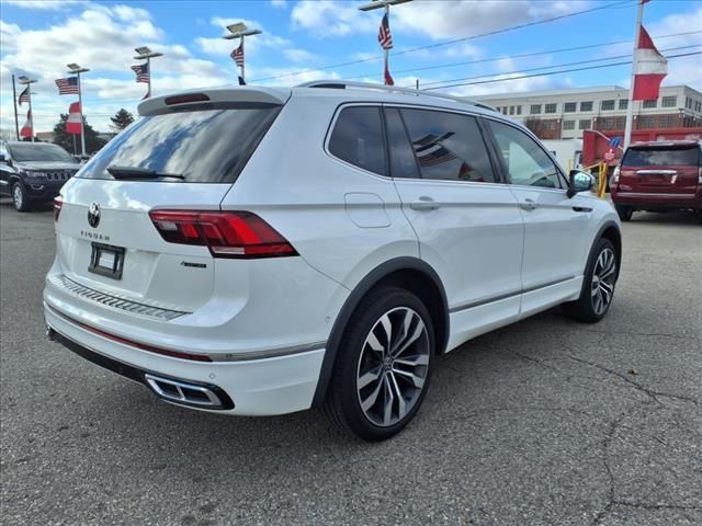 2022 Volkswagen Tiguan SEL R-Line