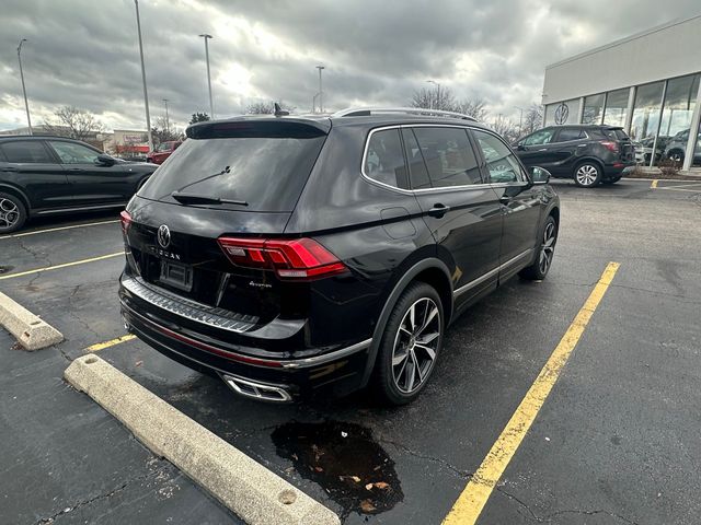 2022 Volkswagen Tiguan SEL R-Line