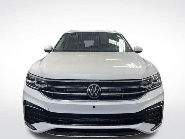 2022 Volkswagen Tiguan SEL R-Line