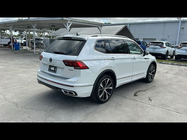 2022 Volkswagen Tiguan SEL R-Line