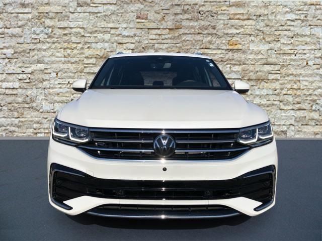 2022 Volkswagen Tiguan SEL R-Line