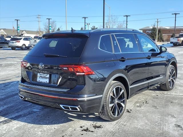 2022 Volkswagen Tiguan SEL R-Line