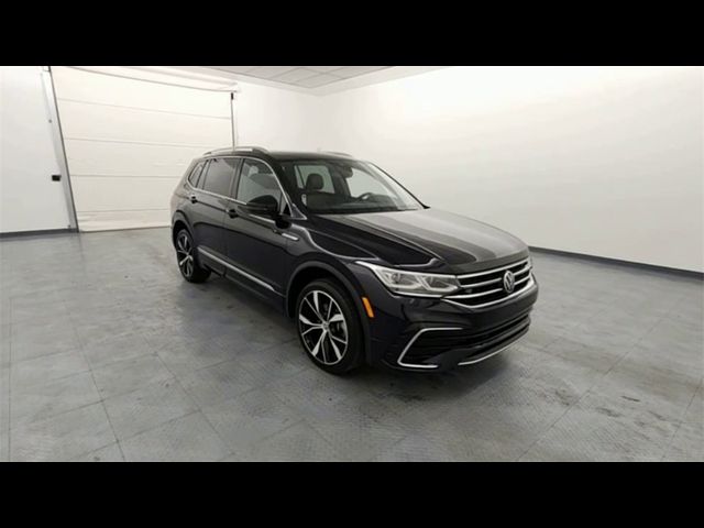 2022 Volkswagen Tiguan SEL R-Line