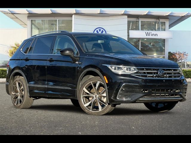 2022 Volkswagen Tiguan SEL R-Line