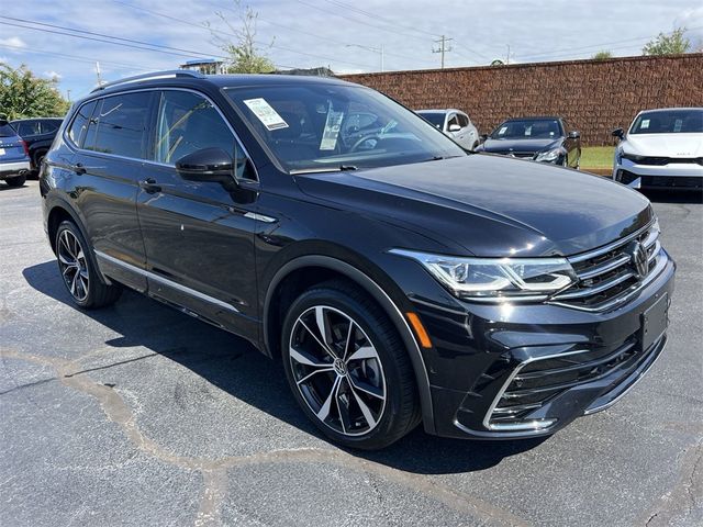 2022 Volkswagen Tiguan SEL R-Line