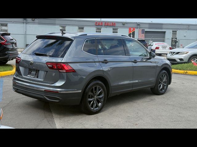 2022 Volkswagen Tiguan SE