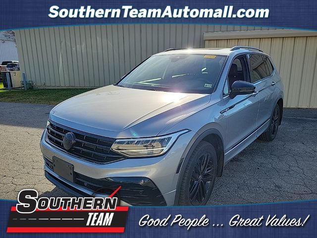 2022 Volkswagen Tiguan SE R-Line Black