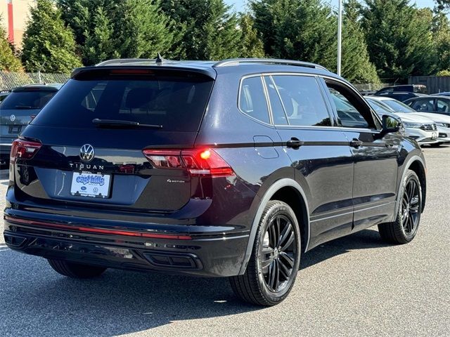 2022 Volkswagen Tiguan SE R-Line Black