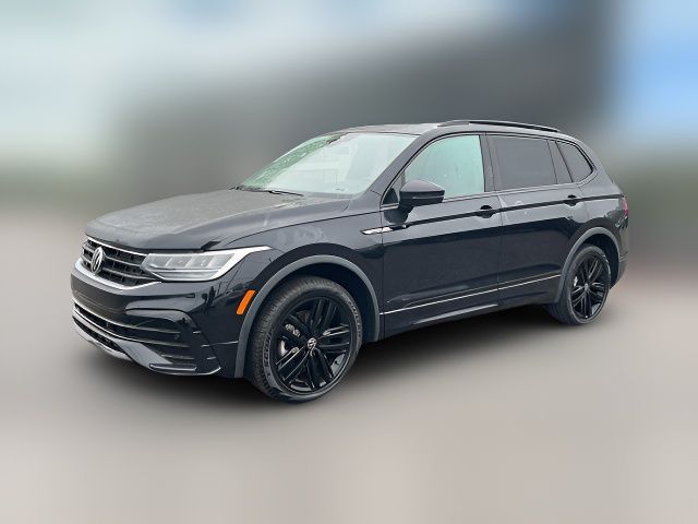 2022 Volkswagen Tiguan SE R-Line Black