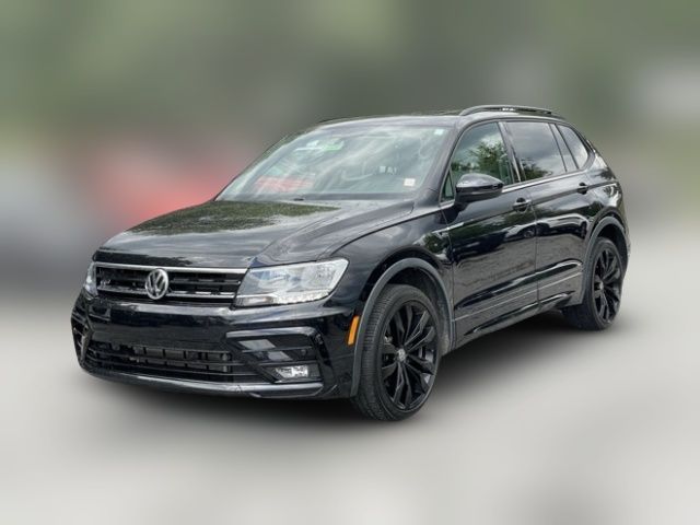 2022 Volkswagen Tiguan SE R-Line Black