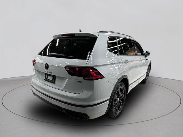 2022 Volkswagen Tiguan SE R-Line Black