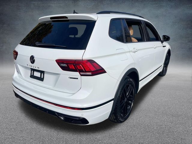 2022 Volkswagen Tiguan SE R-Line Black