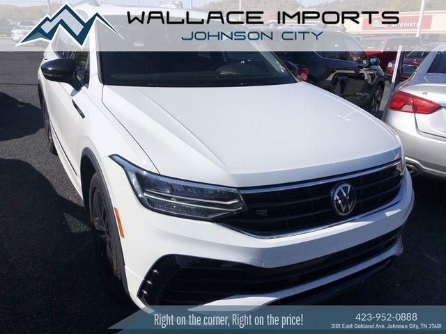 2022 Volkswagen Tiguan SE R-Line Black