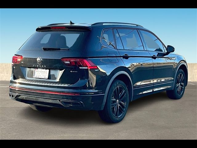 2022 Volkswagen Tiguan SE R-Line Black