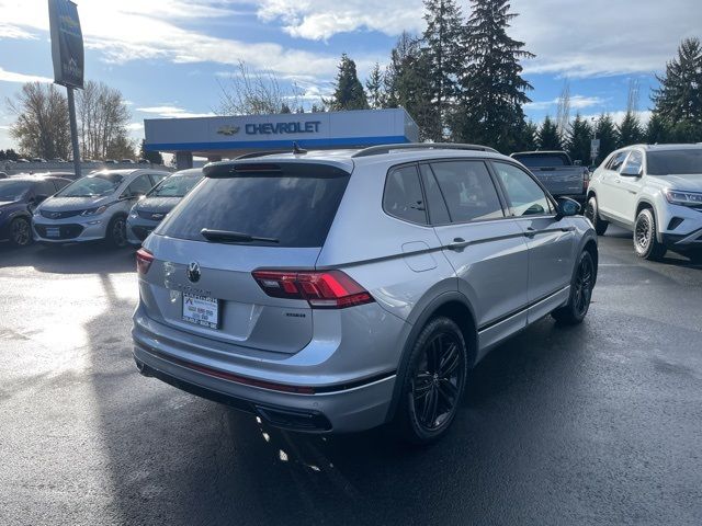 2022 Volkswagen Tiguan SE R-Line Black