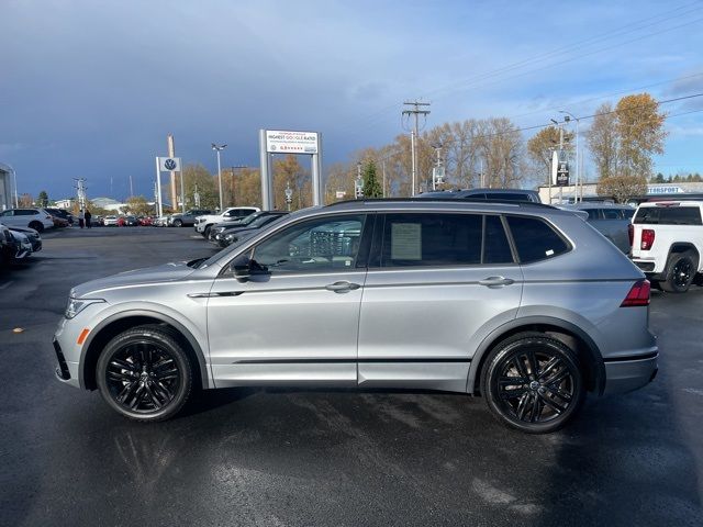 2022 Volkswagen Tiguan SE R-Line Black