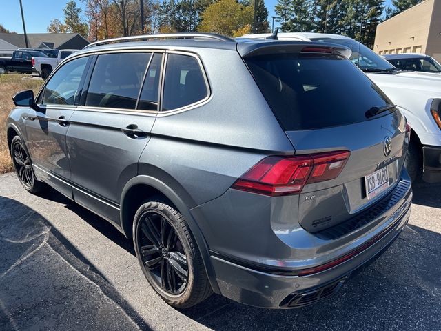 2022 Volkswagen Tiguan SE R-Line Black