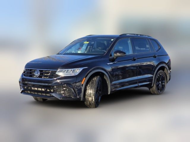 2022 Volkswagen Tiguan SE R-Line Black