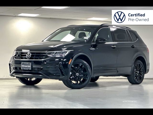 2022 Volkswagen Tiguan SE R-Line Black