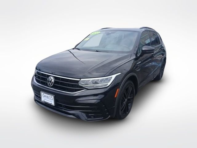 2022 Volkswagen Tiguan SE R-Line Black