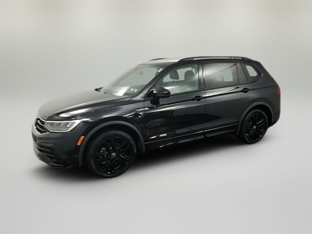 2022 Volkswagen Tiguan SE R-Line Black