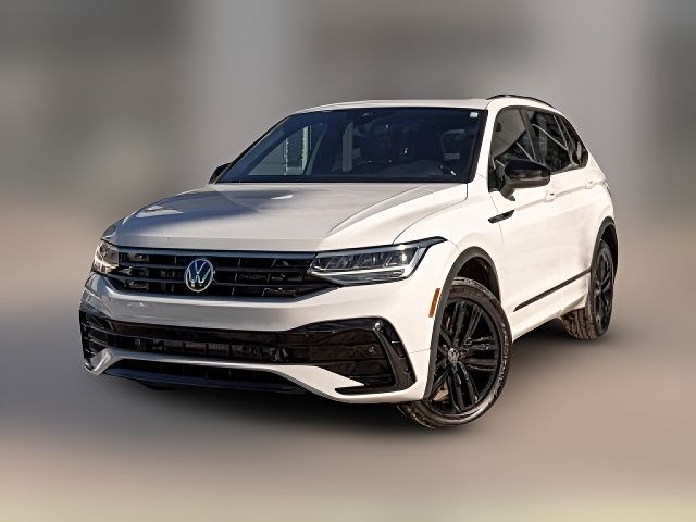 2022 Volkswagen Tiguan SE R-Line Black