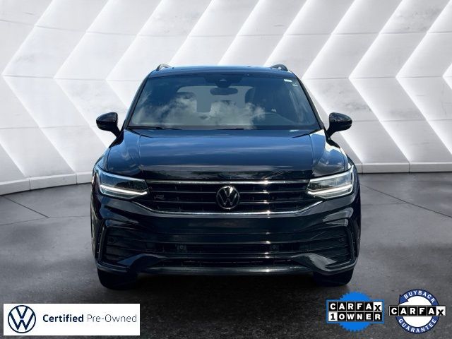 2022 Volkswagen Tiguan SE R-Line Black