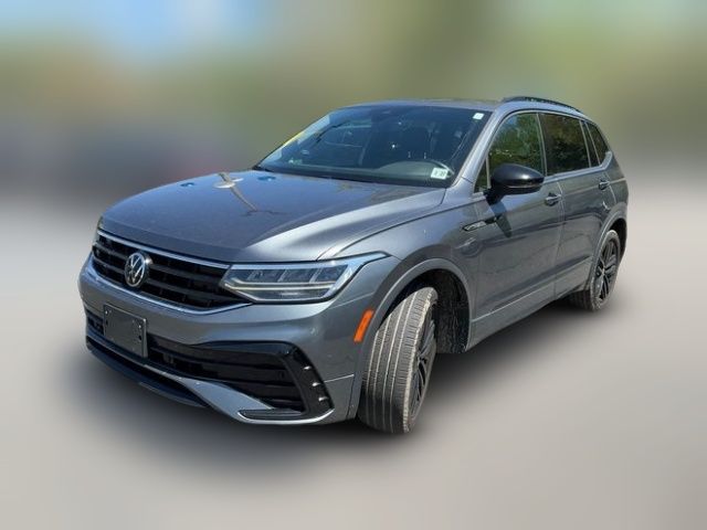 2022 Volkswagen Tiguan SE R-Line Black