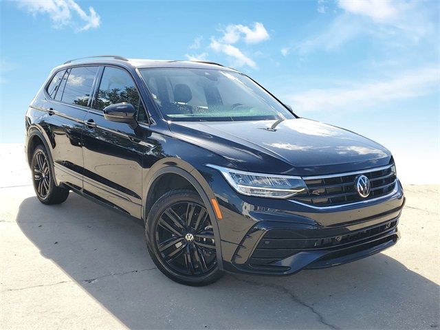 2022 Volkswagen Tiguan SE R-Line Black