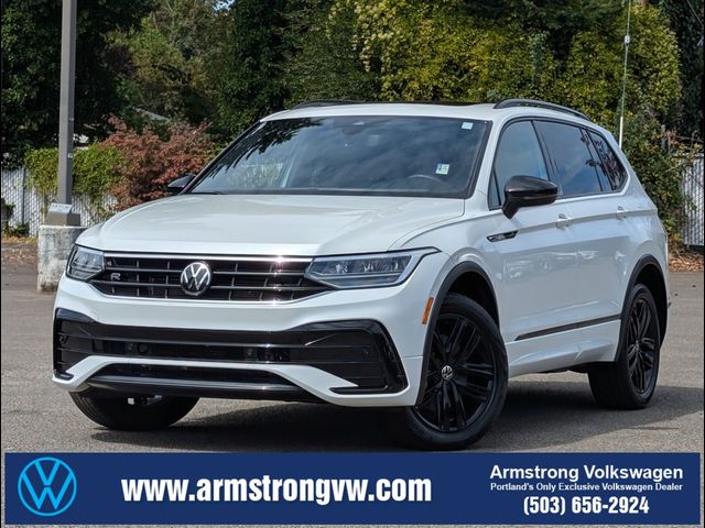 2022 Volkswagen Tiguan SE R-Line Black