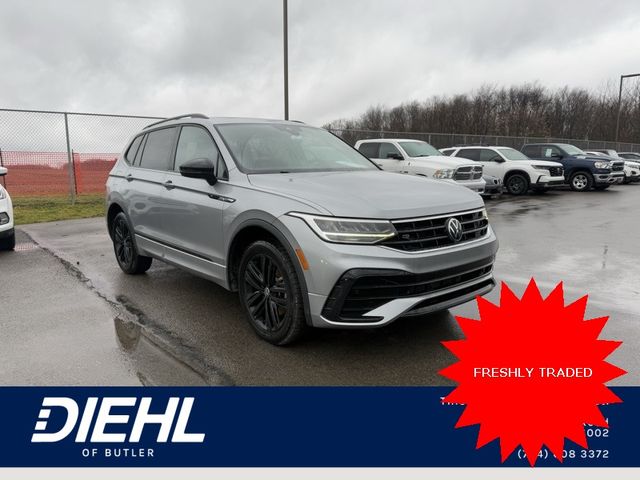 2022 Volkswagen Tiguan SE R-Line Black