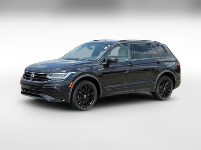 2022 Volkswagen Tiguan SE R-Line Black