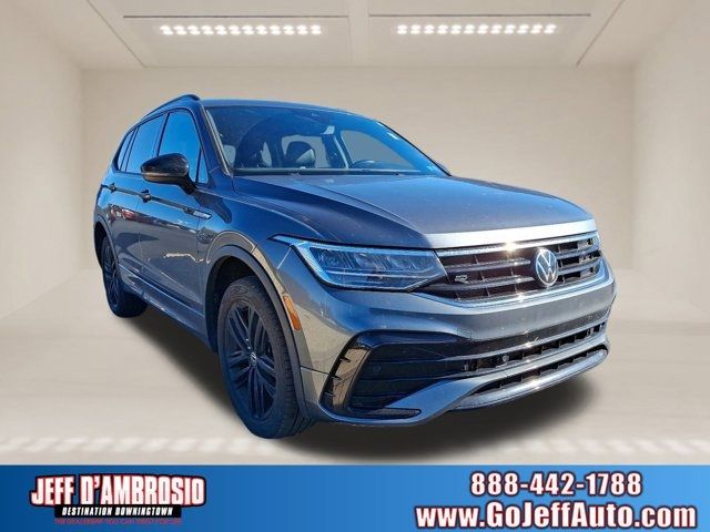 2022 Volkswagen Tiguan SE R-Line Black